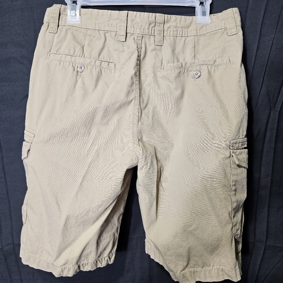 Saks Fifth Avenue 31 khaki Cargo shorts - Picture 3 of 5